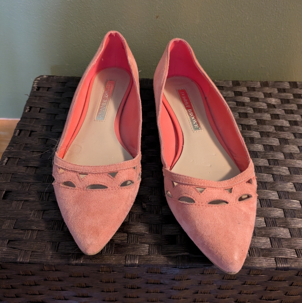 Audrey Brooke Coral Suede Dressy Pointed Toe Slip On Ballet Flats Sz 6.5-Marte